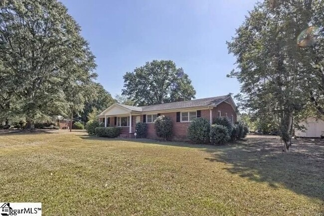 414 Mapleton Dr in Greenville, SC - Building Photo - Building Photo