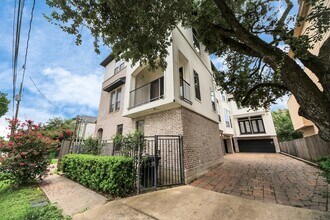 5617 Kiam St in Houston, TX - Foto de edificio - Building Photo