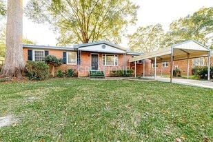 4527 Robney Dr in Columbia, SC - Building Photo