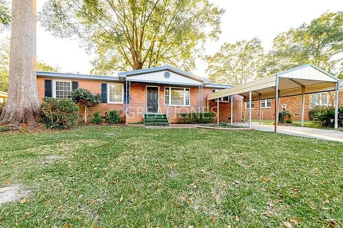 4527 Robney Dr in Columbia, SC - Foto de edificio