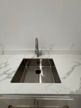 6446 Palm View Ave in Twentynine Palms, CA - Foto de edificio - Building Photo