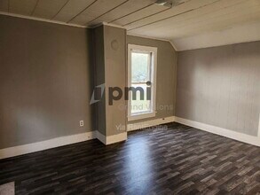 461 E Garfield Ave in Decatur, IL - Foto de edificio - Building Photo