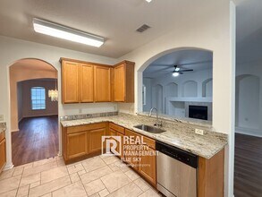 9505 Wellstone Dr in Land O Lakes, FL - Building Photo - Building Photo