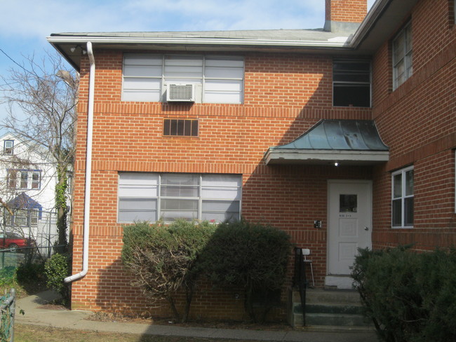 9 E 37th St in Wilmington, DE - Building Photo - Building Photo