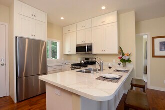 63 Middle Rd in Kula, HI - Building Photo - Building Photo
