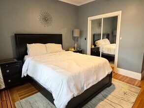 34 Parkman St in Brookline, MA - Foto de edificio - Building Photo