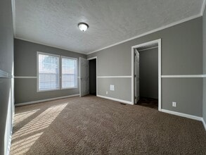 84 W Sourwood Dr in Browns Summit, NC - Building Photo - Building Photo