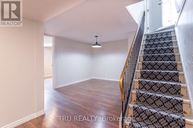 1254 Maitland Ave in Ottawa, ON - Building Photo - Building Photo