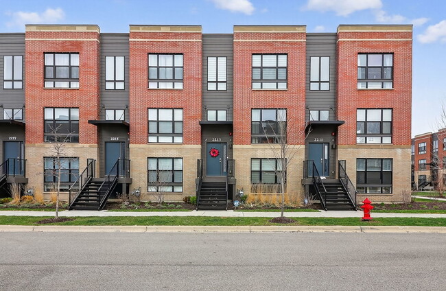 property at 2213 Venture Dr