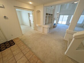 10900 Royal Highlands St in Las Vegas, NV - Building Photo - Building Photo