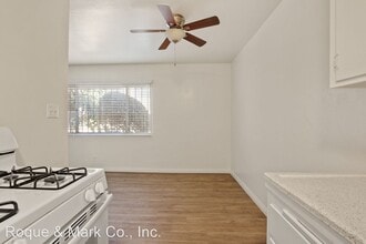 422 Hill St in Santa Monica, CA - Building Photo - Building Photo