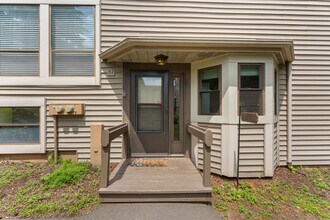 31 Stevens Pl in Rocky Hill, CT - Building Photo - Building Photo