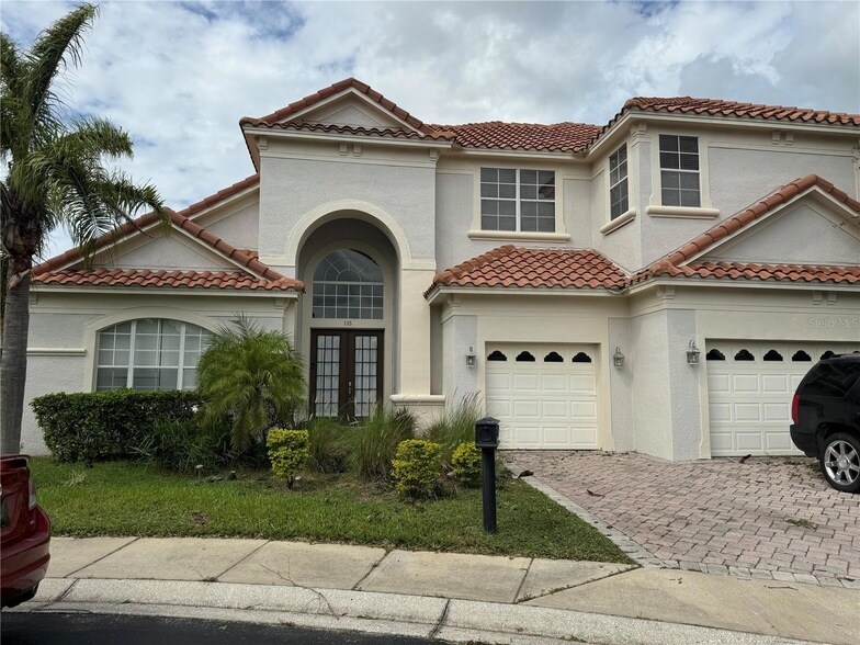 115 Woodmoor Ct in Davenport, FL - Building Photo