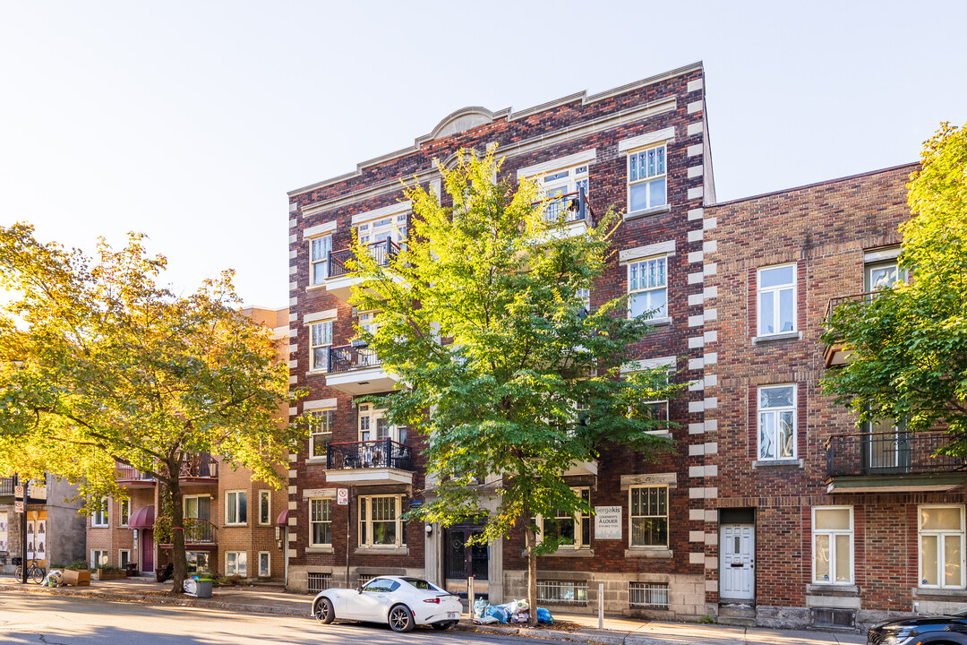 1310 Alexandre-DeSève in Montréal, QC - Building Photo