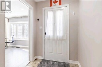 34 Finsbury Dr in Brampton, ON - Building Photo - Building Photo