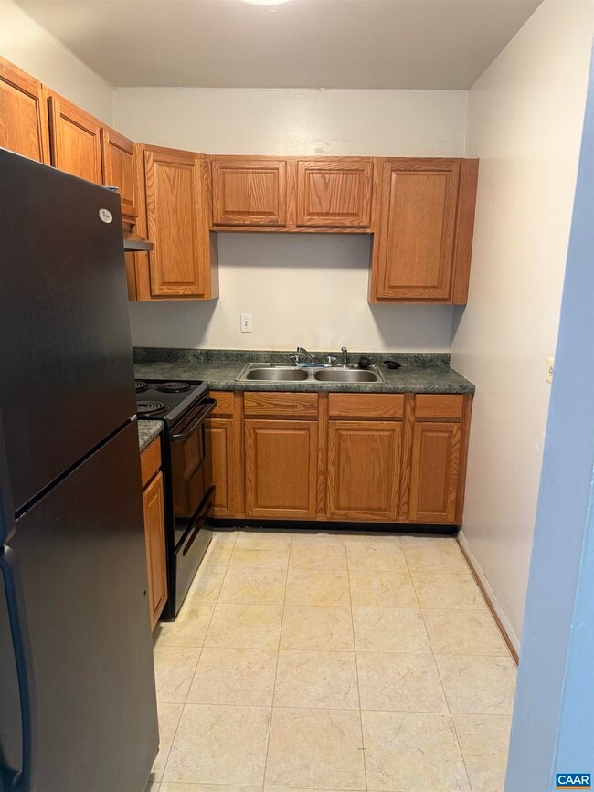 1215 Wertland St in Charlottesville, VA - Building Photo - Building Photo