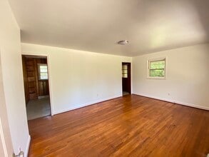 3646 Cedar Grove Rd in South Hill, VA - Building Photo - Building Photo