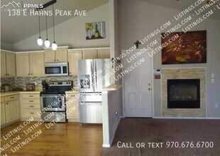 138 E Hahns Peak Ave in Pueblo West, CO - Building Photo - Building Photo