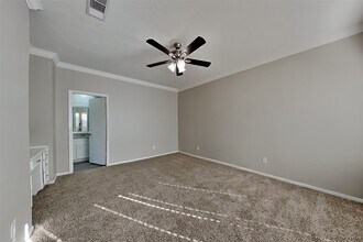 2127 Jamara Ln in Houston, TX - Building Photo - Building Photo