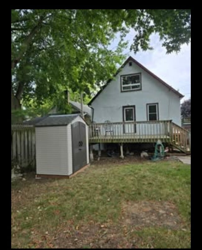 property at 35 Kingscourt Av