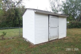 1426 E Livingston St in Springfield, MO - Building Photo - Building Photo