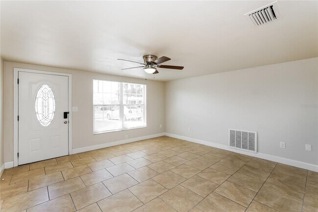 7625 Ilex Dr in Port Richey, FL - Building Photo - Building Photo