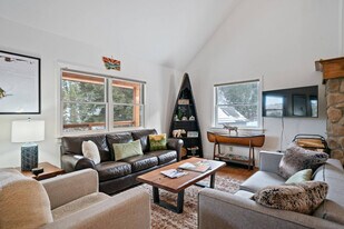 420 Colt Rd in Bozeman, MT - Building Photo