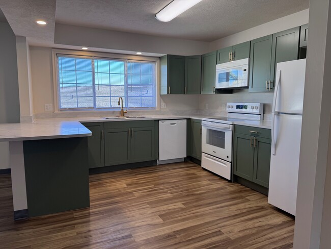 Pacific Gardens Apartments