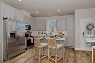 The Cottage Green Tomball in Tomball, TX - Building Photo - Building Photo