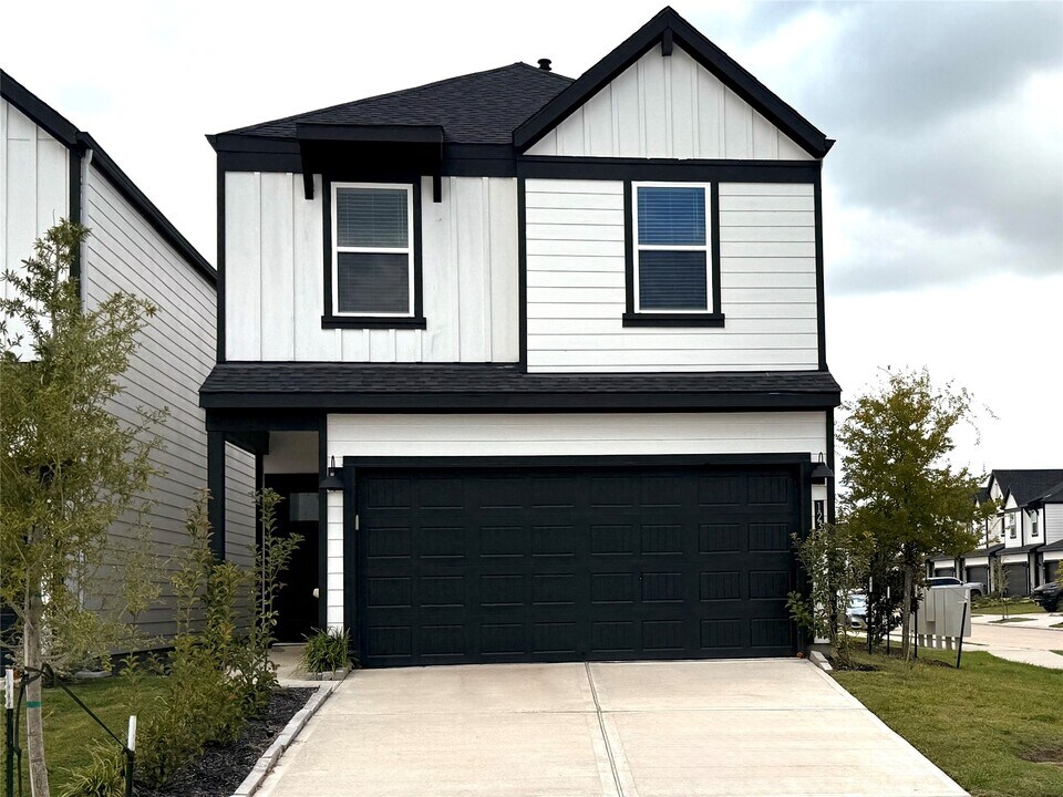 12319 Maria Heights Ct in Houston, TX - Building Photo