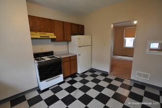 511 Bauerlein St in Pittsburgh, PA - Building Photo - Building Photo