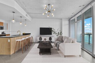 3301 NE 1st Ave in Miami, FL - Building Photo - Building Photo