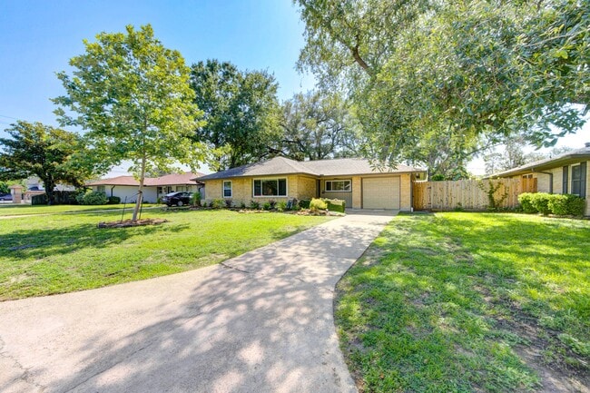 property at 1907 Brimberry St