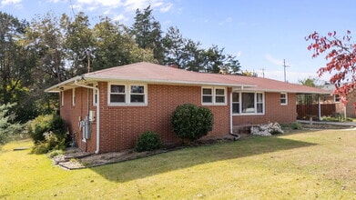 4104 Jane Ln in Raleigh, NC - Building Photo - Building Photo