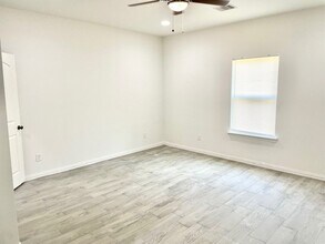 4422 Luella Ave in Deer Park, TX - Building Photo - Building Photo