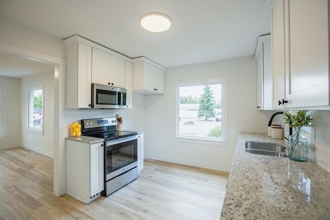6822 E 7th Ave in Spokane Valley, WA - Building Photo - Building Photo