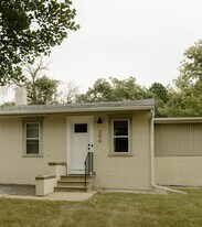 206 State Ave in Ames, IA - Building Photo