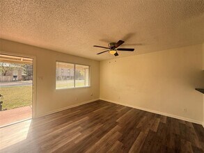 2607 Ektom Dr in Austin, TX - Building Photo - Building Photo