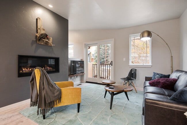 property at 2013 N 8th St