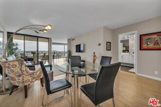 4314 Marina City Dr in Marina Del Rey, CA - Building Photo - Building Photo