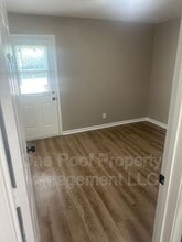 2002 Chateau Dr in Harrisonville, MO - Building Photo - Building Photo
