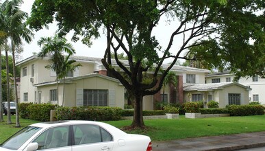 726 Valencia Ave in Coral Gables, FL - Building Photo - Building Photo