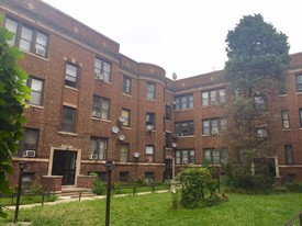 4615-4627 N Ashland Ave Apartamentos