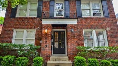 1320 W Pierce St in Houston, TX - Building Photo - Building Photo