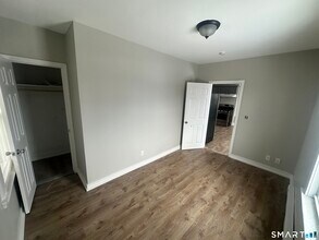 86 Gold St in New Britain, CT - Building Photo - Building Photo