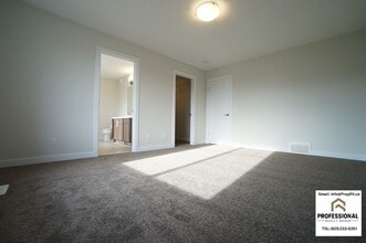 3007 Chokecherry Cmn SW in Edmonton, AB - Building Photo - Building Photo