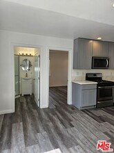 1219 W 47th St in Los Angeles, CA - Building Photo - Building Photo