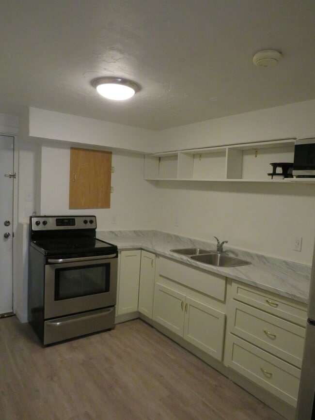 317 Jackson St, Unit 317 1/2 Jackson Street in Billings, MT - Foto de edificio - Building Photo