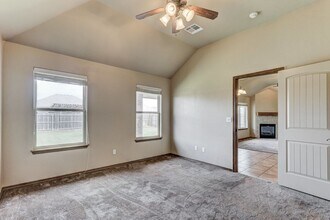 3228 Sahoma Trail in Yukon, OK - Building Photo - Building Photo