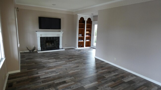 property at 516 9th St
